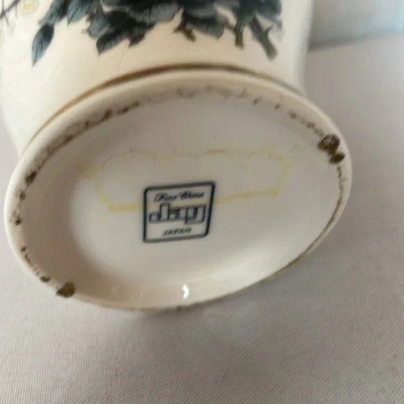 Floral Bird Design Ceramic Jar Made in Japan - Picture 2 of 2